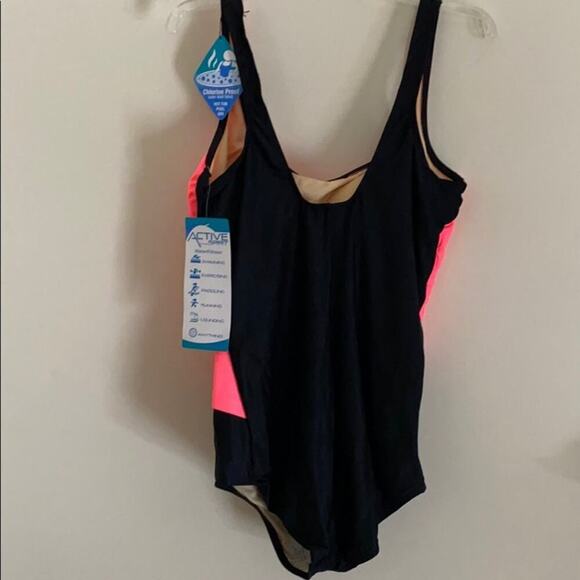 Chlorine Resistant Women’s Pink & Black Scoop Neck 1 Piece - Picture 4 of 12